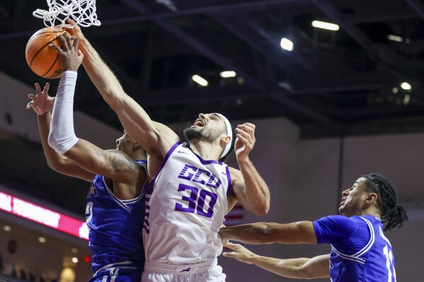 Grant Foster scores 22 Grand Canyon beats UTA 89 74 wins 2nd